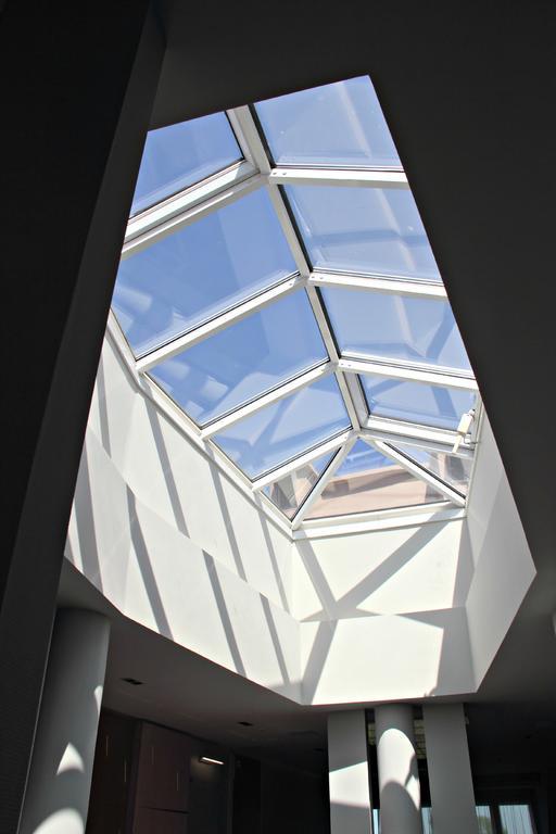 Székesfehérvár Szent Gellert Hostel מראה חיצוני תמונה