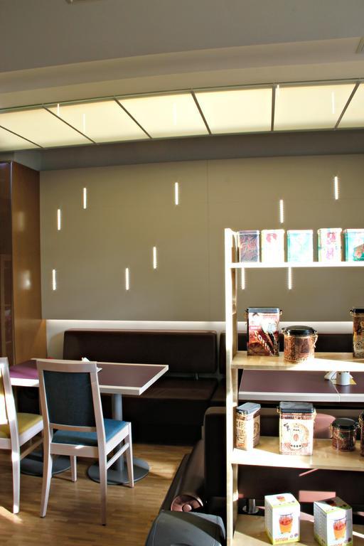 Székesfehérvár Szent Gellert Hostel מראה חיצוני תמונה