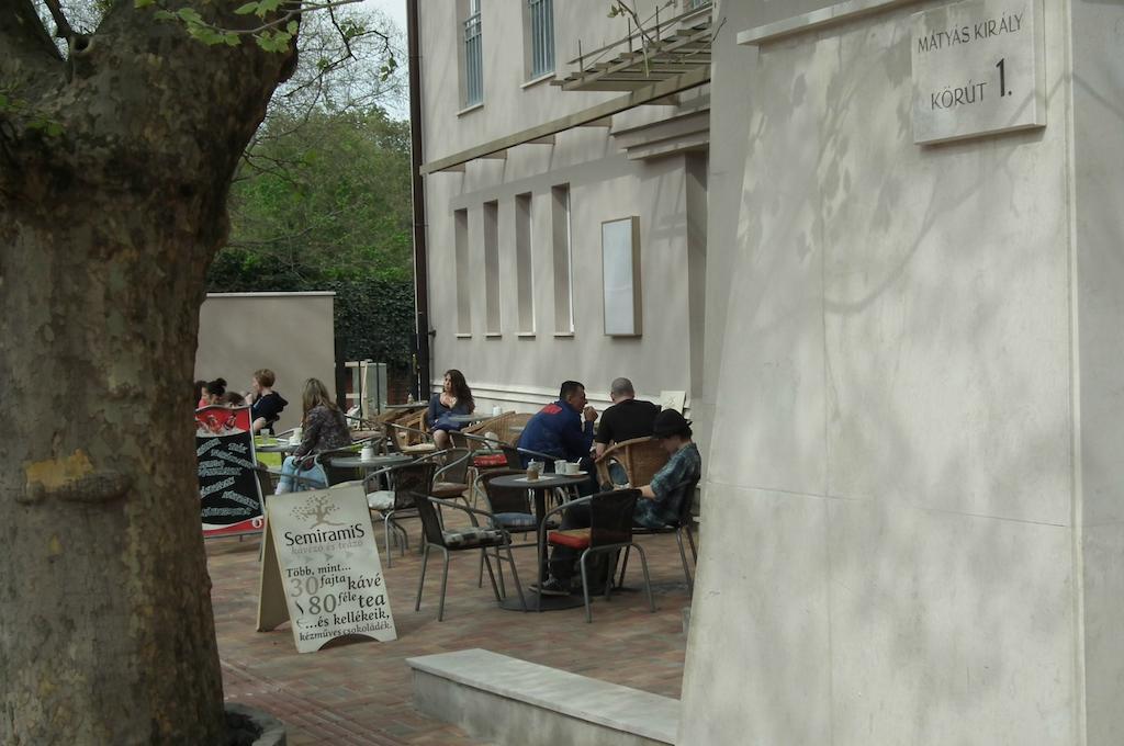 Székesfehérvár Szent Gellert Hostel מראה חיצוני תמונה