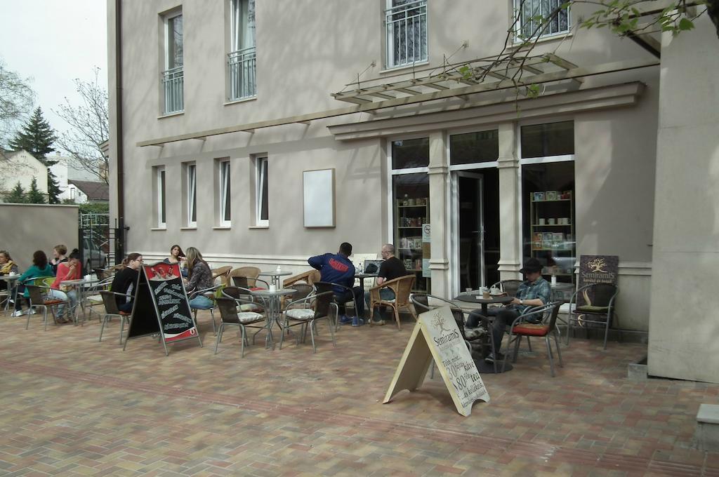 Székesfehérvár Szent Gellert Hostel מראה חיצוני תמונה